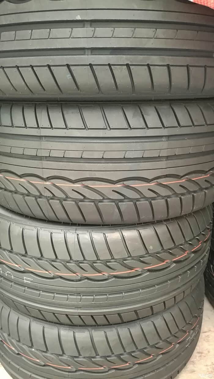 邓禄普 225 50 r17的胎皮