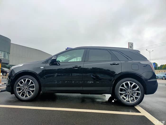 凯迪拉克xt5尊贵型提车记