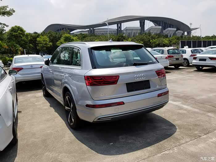 【图】q7石墨灰如何?_奥迪q7论坛_汽车之家论坛