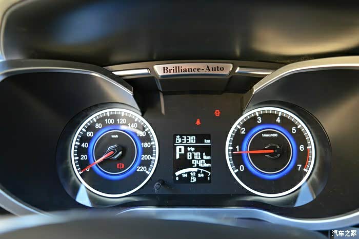 这个中控仪表盘是那款的,自智可以设嘛?