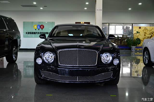 1凡尔赛号宾利慕尚加长限量订制防弹