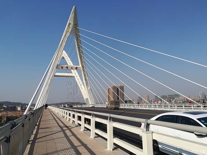 雪峰大桥邵阳人民的骄傲申精