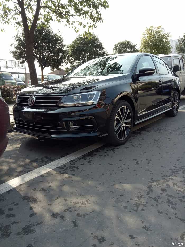 谁有速腾rline黑色的照片大神给发几张呗