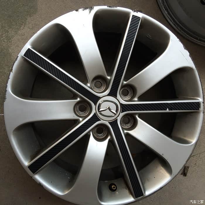 我有一套10幅的原厂轮毂