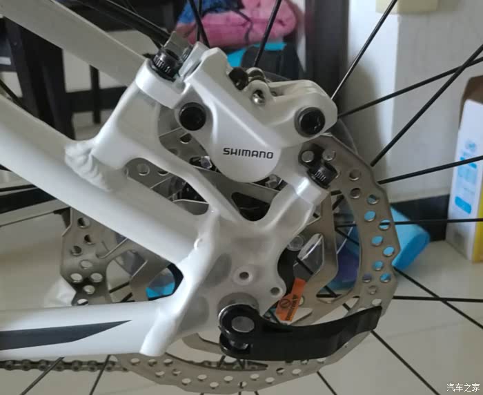 17款 xtc800 后刹车共振异响视频!