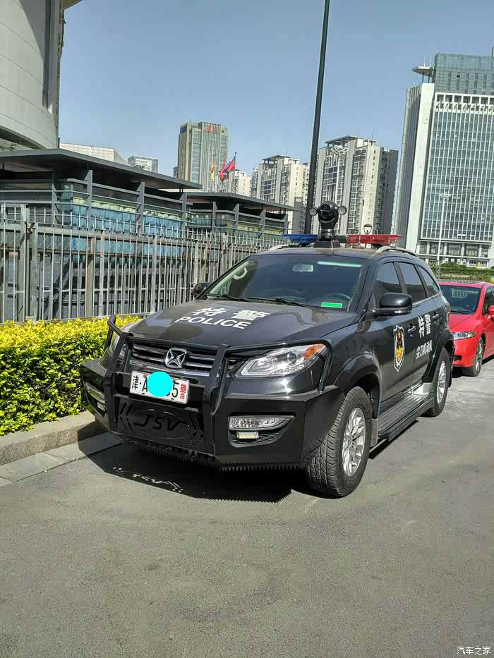 天津特警更换mux警车