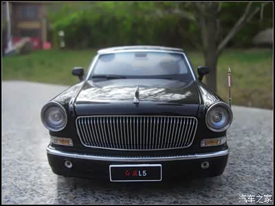 国宾车:1:18一汽红旗l5模型