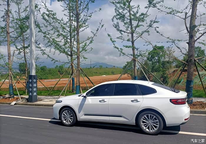 新宝骏的rc5好看还好开