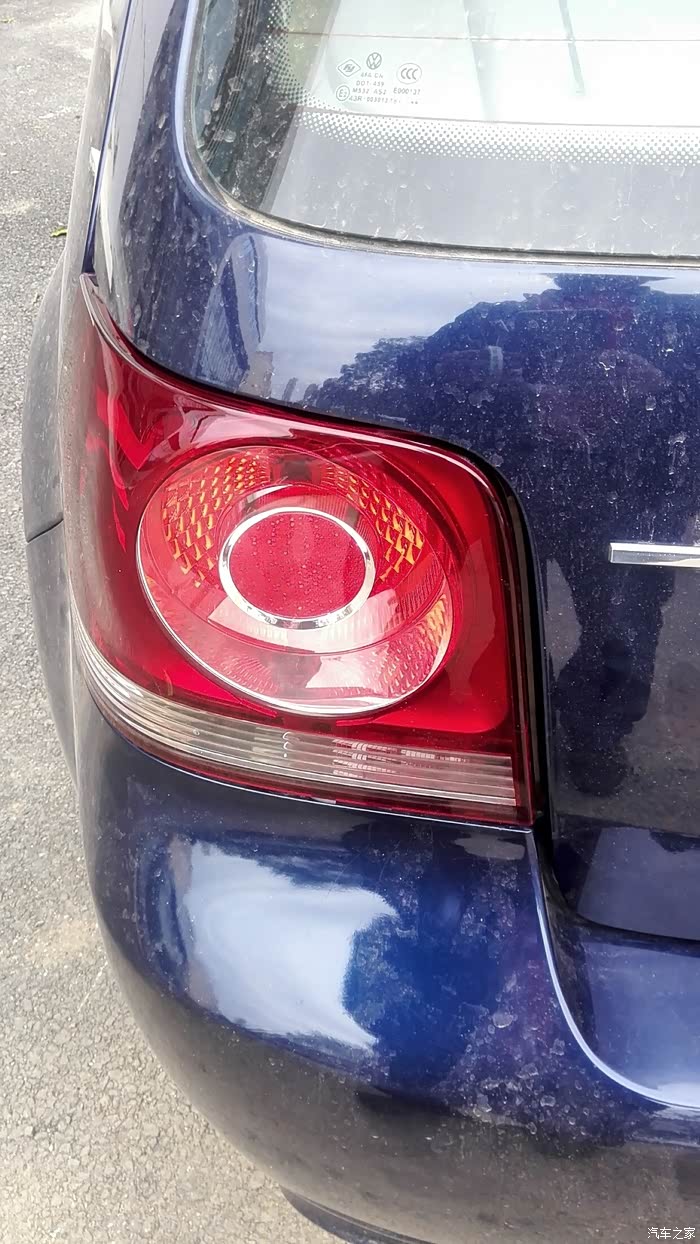 宝来hs更换尾灯