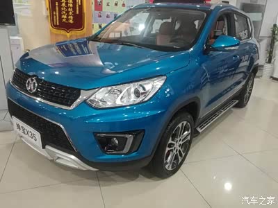 最开始一直想买一台属于自己的suv,看了很多车型:长安cs35,瑞风