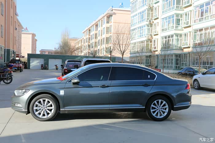 17款全新迈腾b8l1.8t提车作业