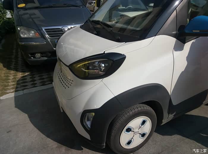 今天看到宝驴e100实车