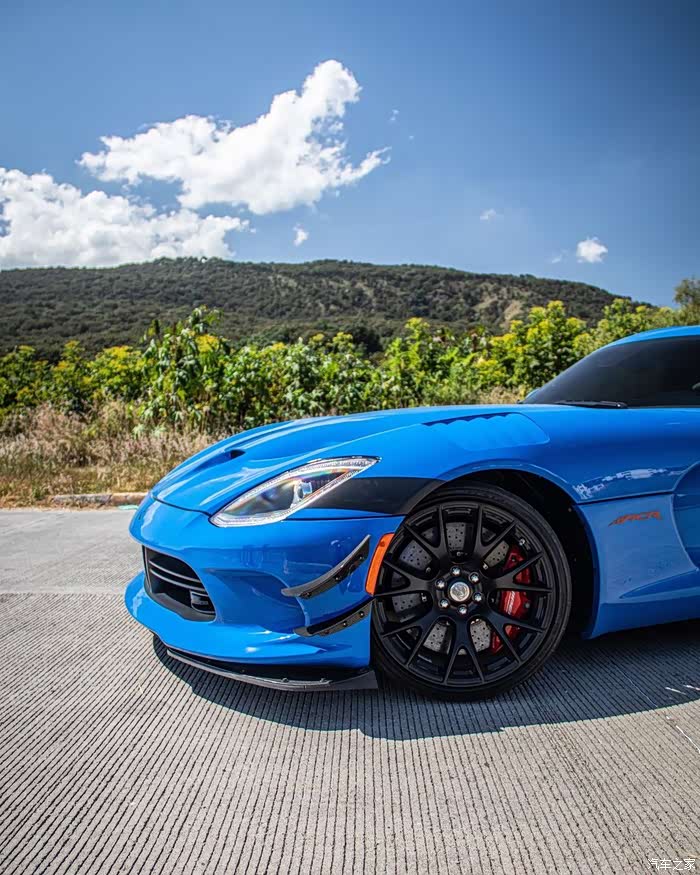 道奇蝰蛇,帅气的外观造型,太漂亮了.