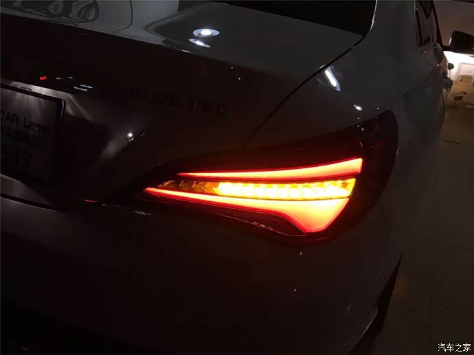 求17年cla200时尚尾灯晚上图片
