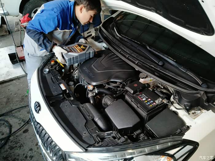 起亚k322万公里小保养