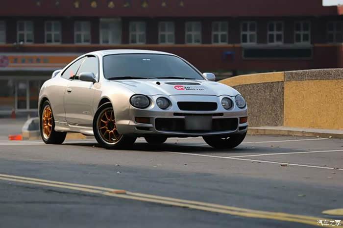 被遗忘的华丽丰田赛利卡6改装案例