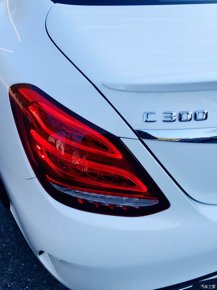 白外红内饰～_奔驰c级论坛_汽车之家论坛