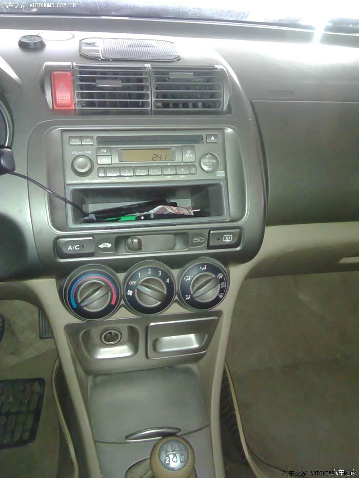 04款三厢飞度怎么拆cd?