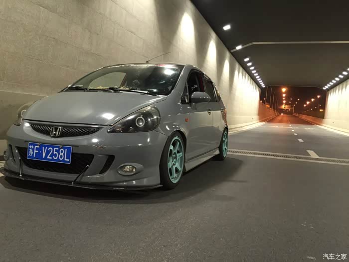 老飞度水泥灰改色低调有内涵