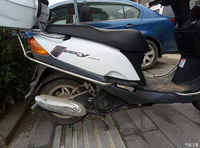 通勤利器!轻骑铃木丽彩