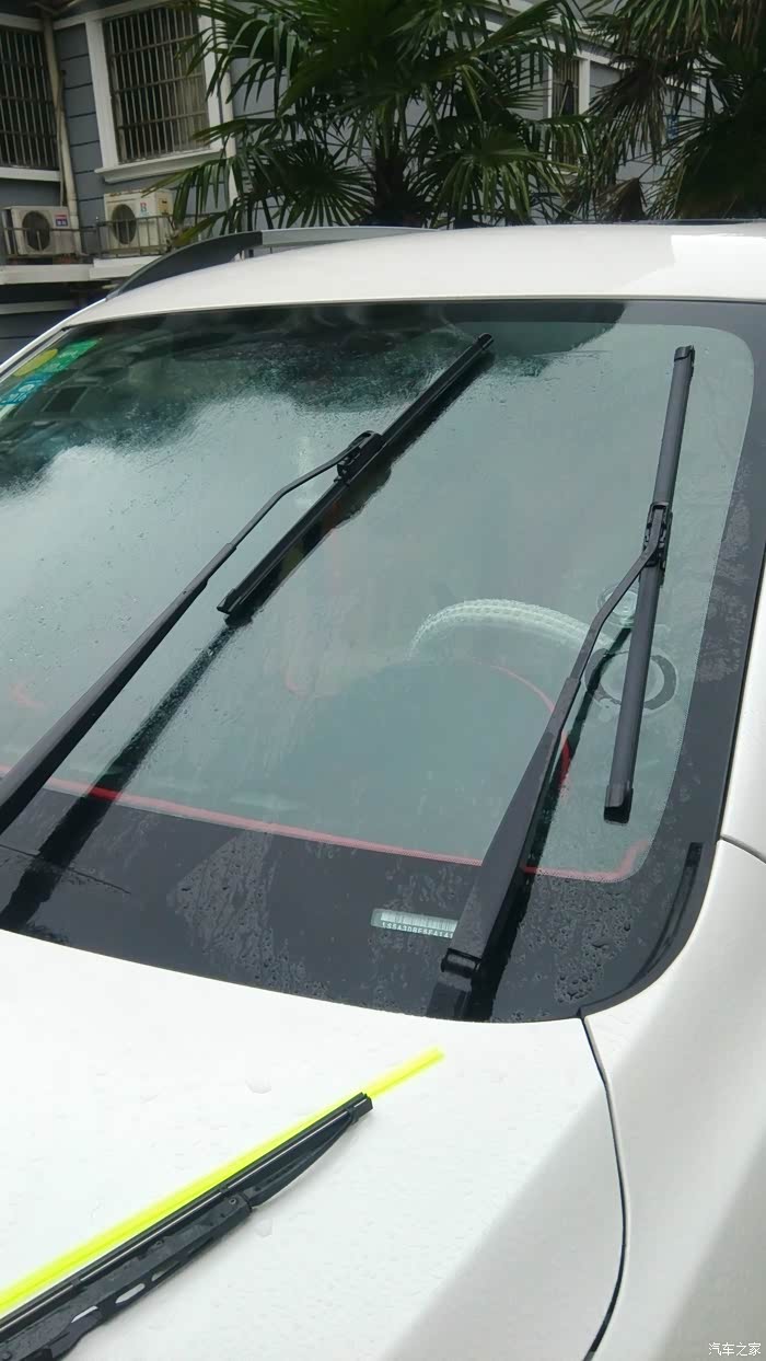 无锡长安cs35车友会自己动手更换雨刮器