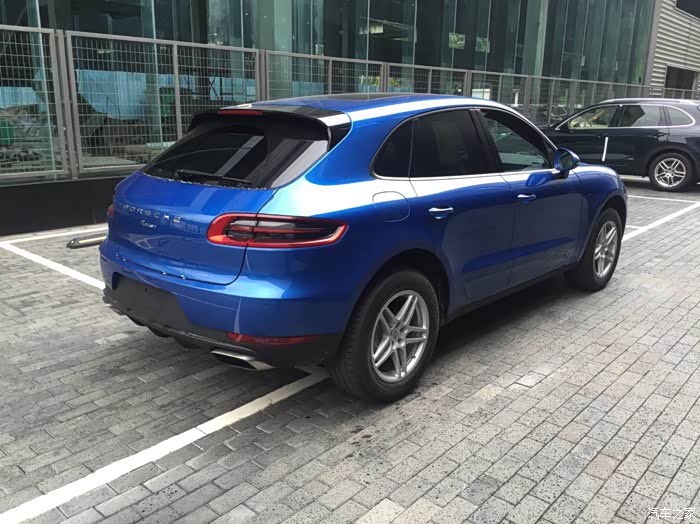 蓝色macan2t已到就等提车了