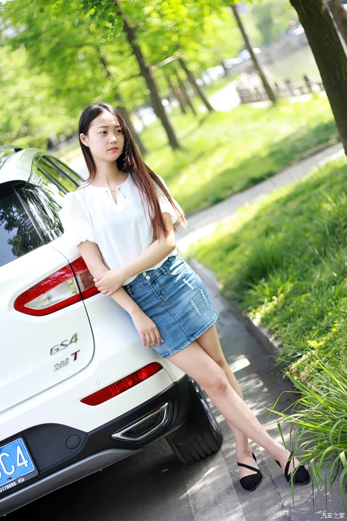 传祺gs4文艺媳妇儿当车模