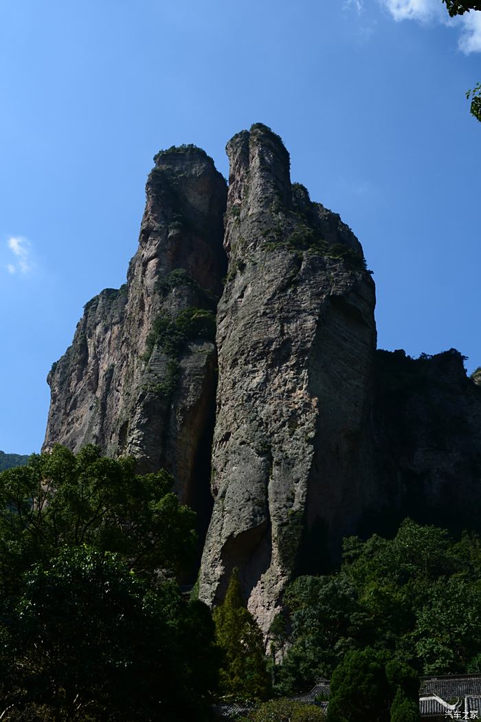 雁荡山夫妻峰图片