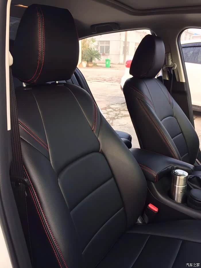 谁包了真皮座椅,要有颜色的那种运动感