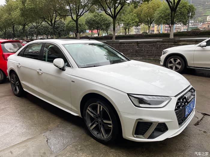 迟到的奥迪a4l豪华动感提车东南区特别版带bo