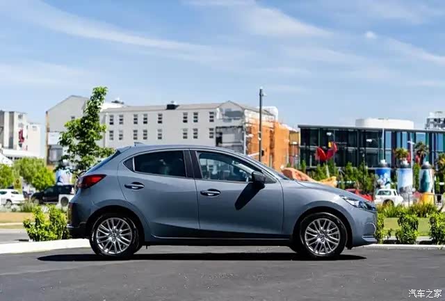 2021款马自达2 灵动两厢都市新选择