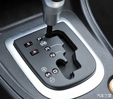 新8自动的朋友们如果蛇形档盖的是这样你们觉得怎么样