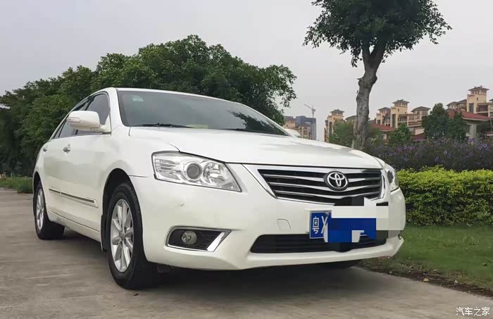 【图】经典第六代珍珠白240e,换内饰_凯美瑞论坛_汽车之家论坛