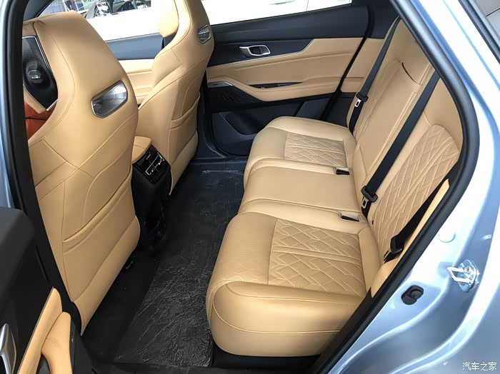 【图】迟来的老大哥unik_长安uni-k论坛_汽车之家论坛