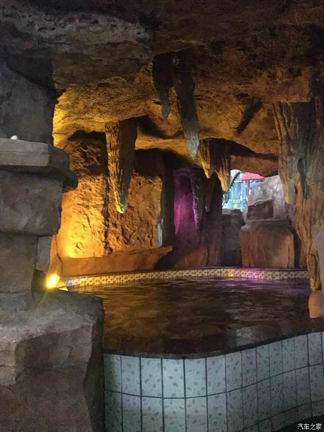 家人自驾大庆林甸温泉欢乐谷