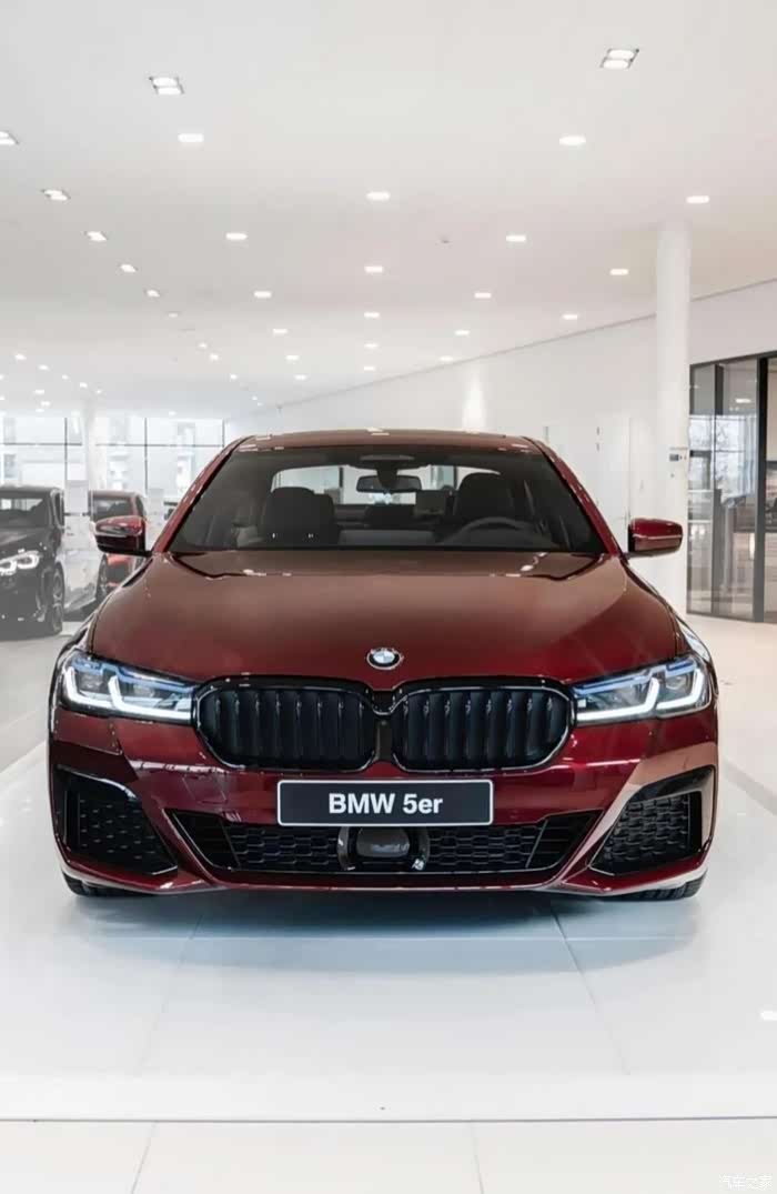 【图】镜红这个颜色咋样 是不是m5官图那个红_宝马5系论坛_汽车之家