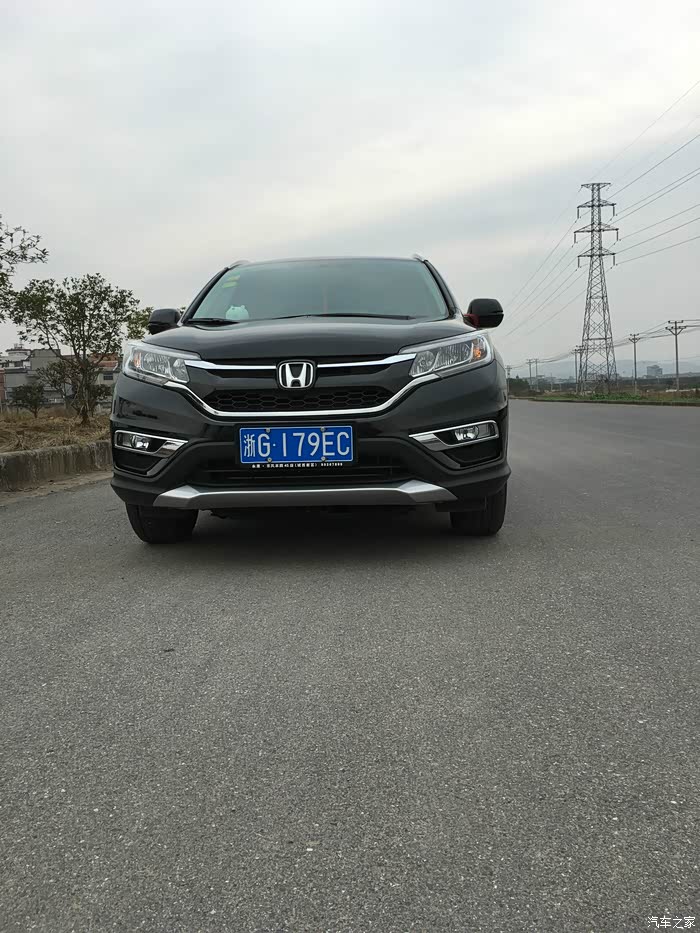 2015crv24两驱黑色提车一个月发途发图