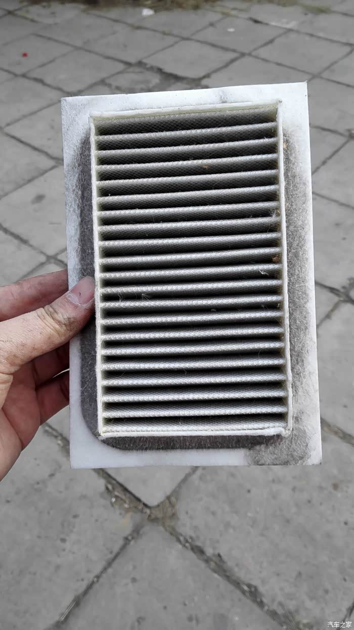 【图】昨天把我的小qq空调滤给换了才用了半年就这么脏了_奇瑞qq/qq3