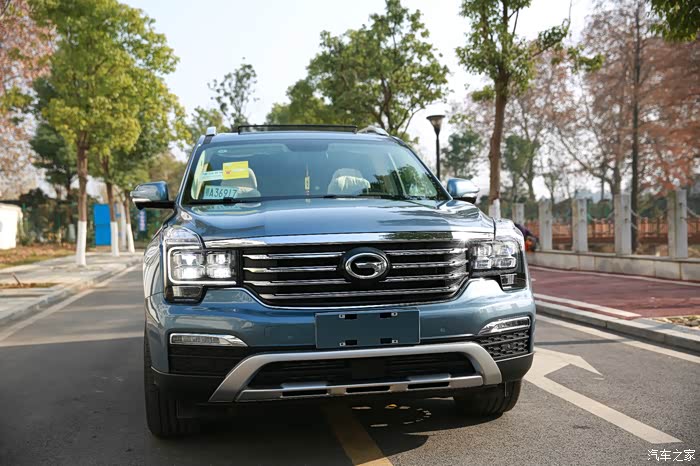 和我一起让梦想发光武汉广汽传祺gs8冰川蓝豪华智联版提车