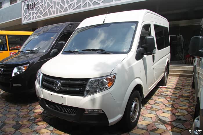 自改东风御风短轴中顶床车