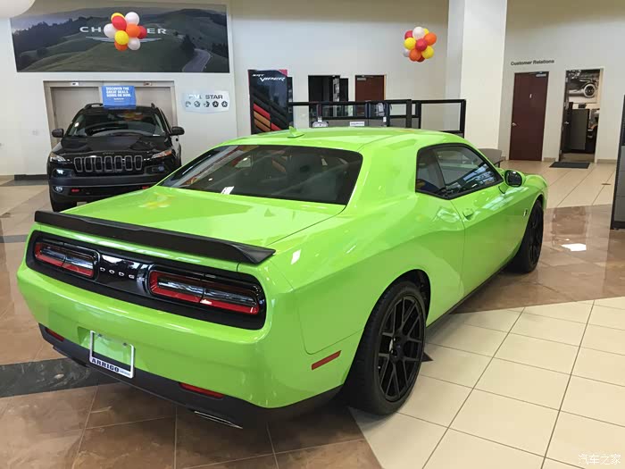 2015款克莱斯勒300cv857l提车图片更新1017