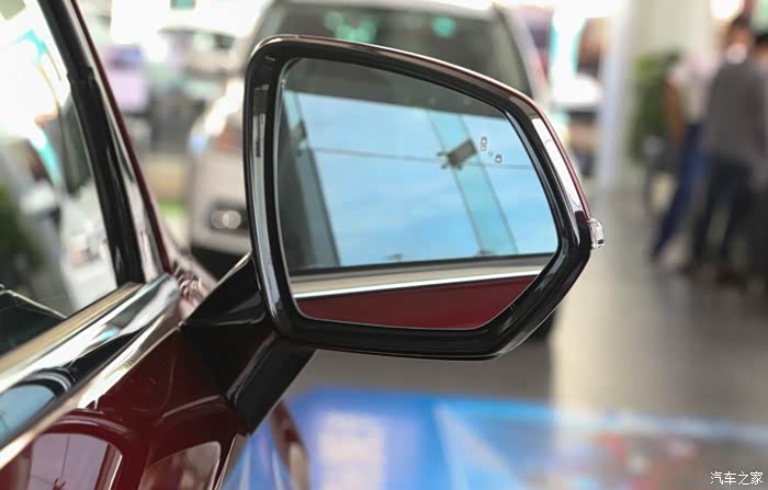哈弗h6的后视镜的外观漂亮效果不错整体样式好看功能不错