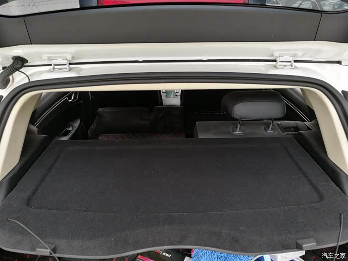 帝豪gs第一次过六一儿童节后备箱大容量