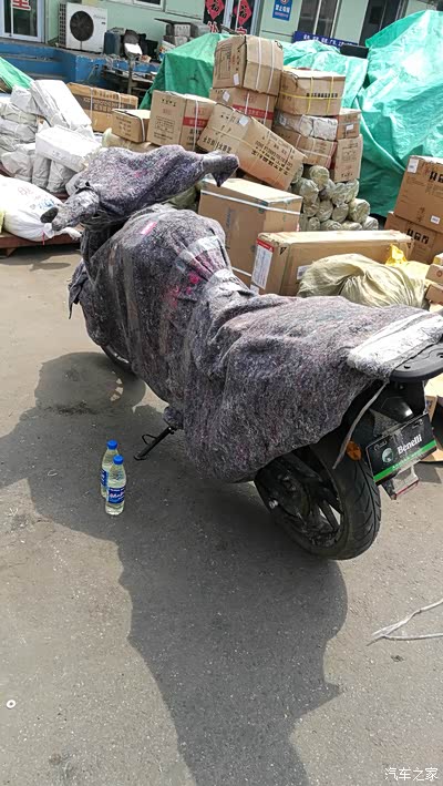 物流卸车样子没打木箱从聊城阳谷运来180元才