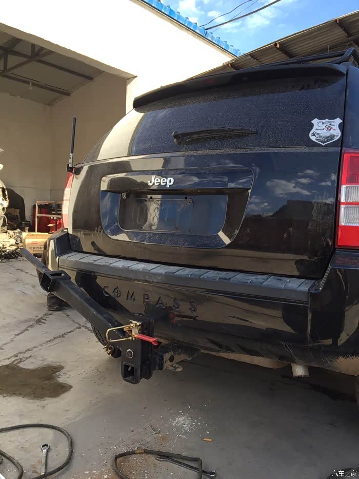 【图】装个备胎架好看了不少啊!_指南者论坛_汽车之家论坛