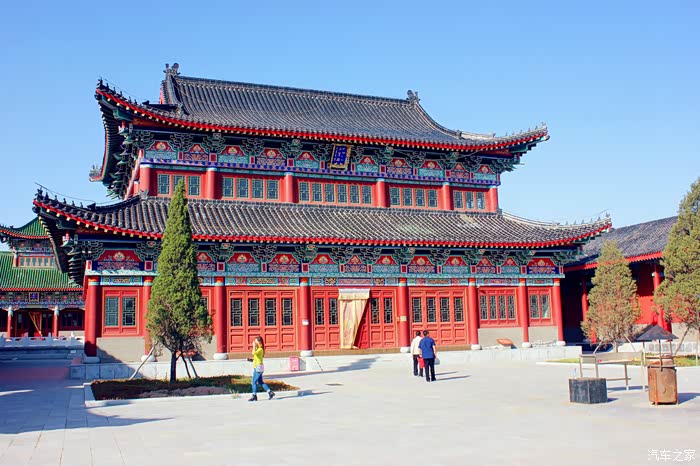 鄂尔多斯准旗油松王游