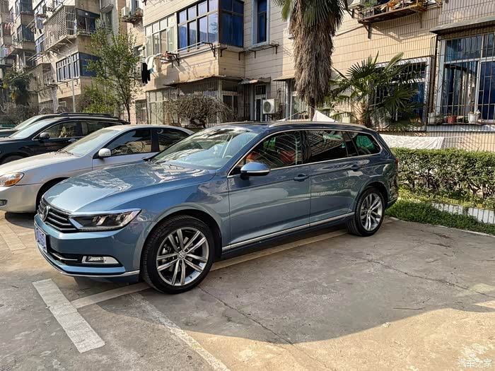 诚心出售18款畅行,极品车况,黛青蓝色