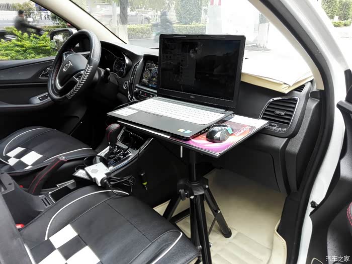 移动的工作室宽敞的房车理想工作好伙伴宝骏560智能手动档