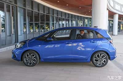 mm理念的巅峰之作,来福酱仍然保留了魔术座椅的设计.