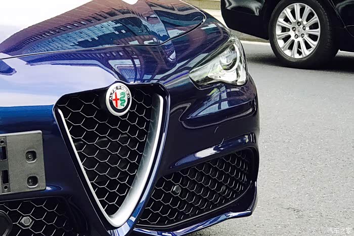 饮酒歌tangogiulia蓝色豪运提车